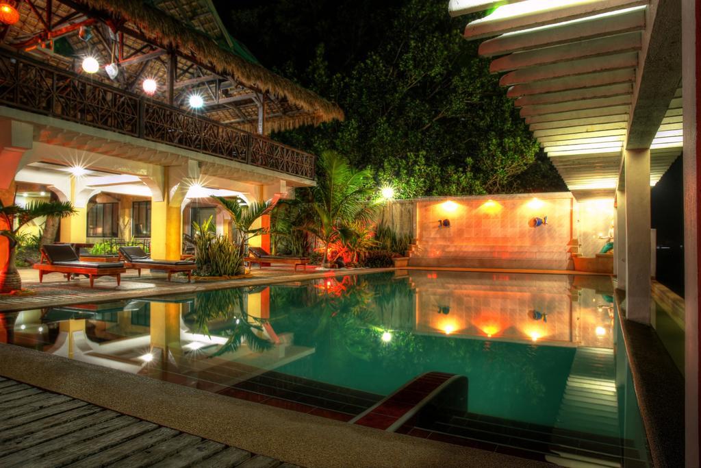 Jaimee'S Hotel, Resort And Restaurant Maasin  Esterno foto