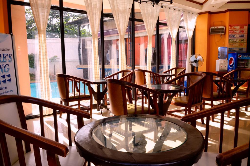 Jaimee'S Hotel, Resort And Restaurant Maasin  Esterno foto