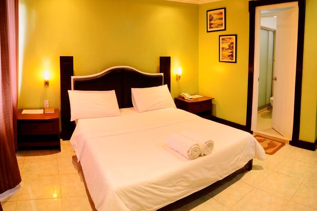 Jaimee'S Hotel, Resort And Restaurant Maasin  Camera foto