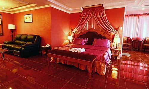 Jaimee'S Hotel, Resort And Restaurant Maasin  Esterno foto